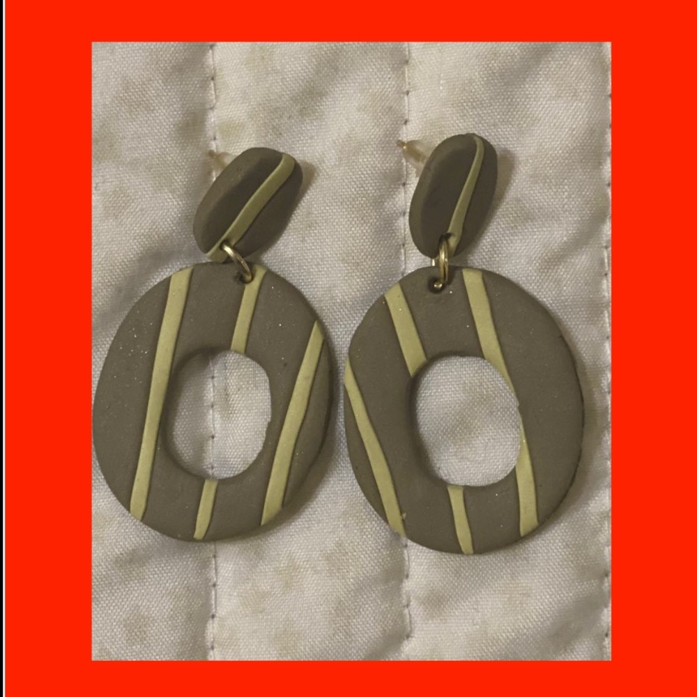 Beautiful circle hanging earrings